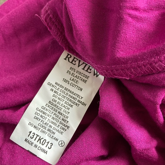 Pretty Review Top - Picture 4 of 5